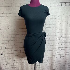 Wilfred size XS black lune dress